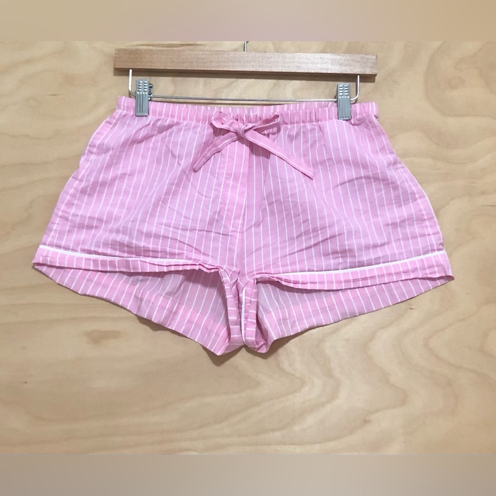 Aritzia Pink Striped Pajama Shorts Elastic Waist 100% Cotton Sleepwear Comfy XS.